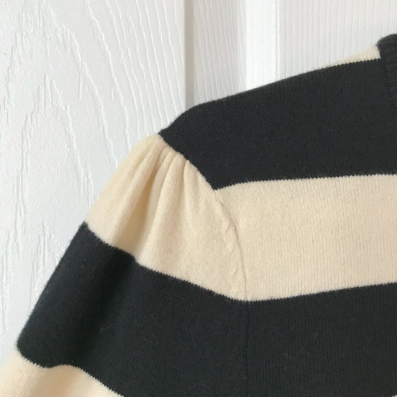 Who What Wear Black and Cream Striped Sweater Women's Size Small - Picture 4 of 12